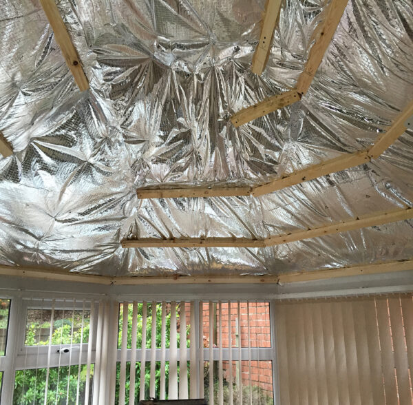 Insulating conservatory clearance roof